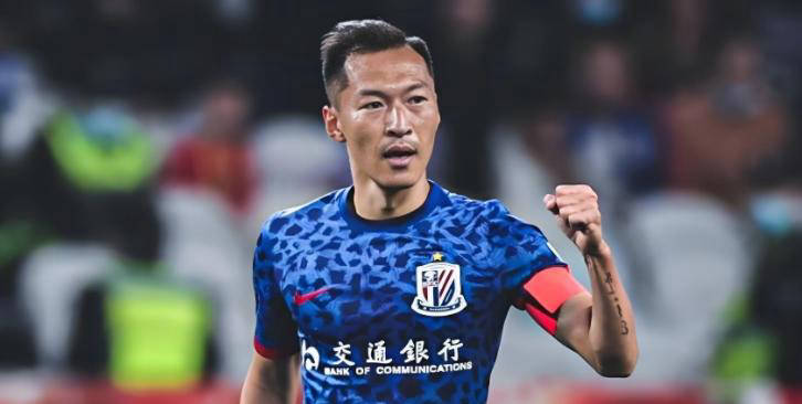 阿森纳观众热烈欢呼！，Faker迎来十赛季出色发挥引发球迷热议